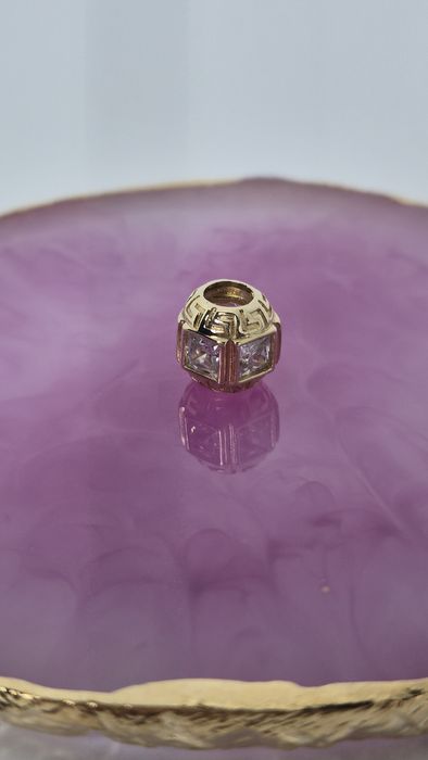 Nowy złoty charms do bransoletki typu Pandora kulka cyrkonie 585