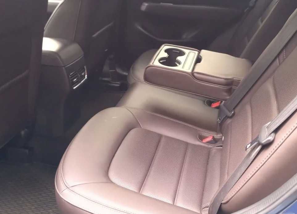 Mazda CX-5 Signature 2023 року