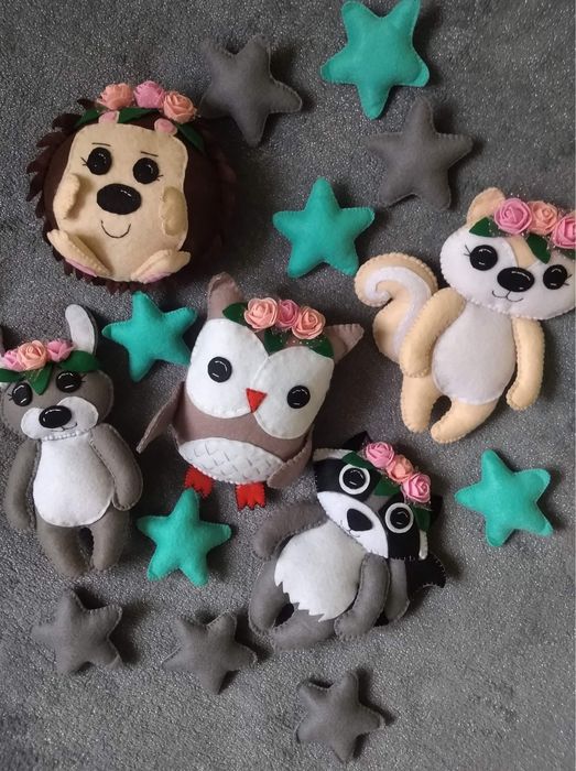 Karuzela do łóżeczka handmade filcowa zwierzątka leśne