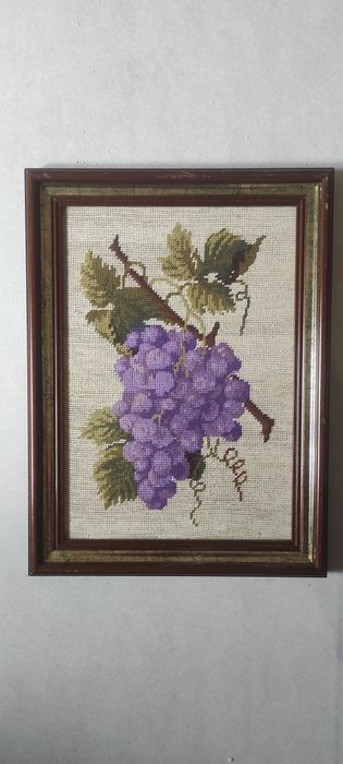 Hand-Embroidered Fruit-Themed Panels64739505203459121