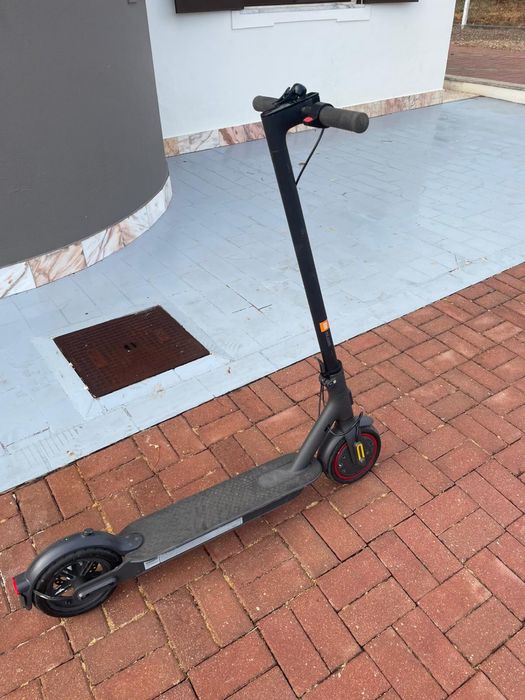 Scooter Elétrica Xiaomi Pro 2
