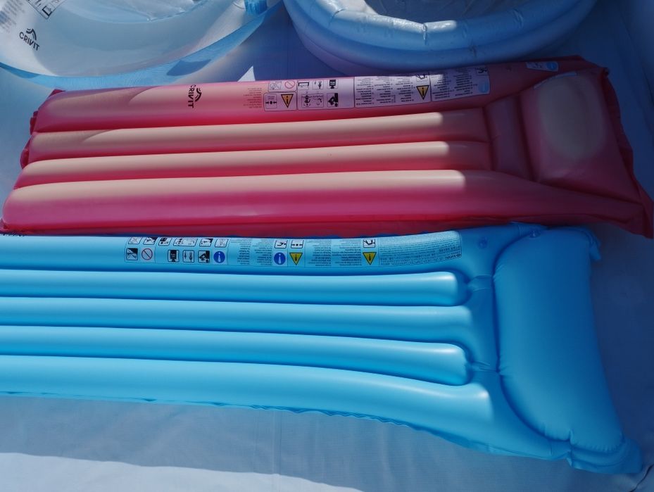 Pastilhas 5 em 1 para piscina e 5 colchões de piscina