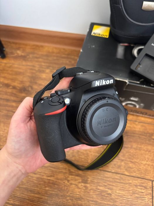 Nikon d3500 з кітовий об'єктивом 18-55 mm