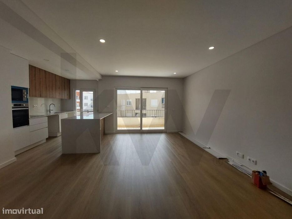 Apartamento T2 Renovado no Centro da Ericeira