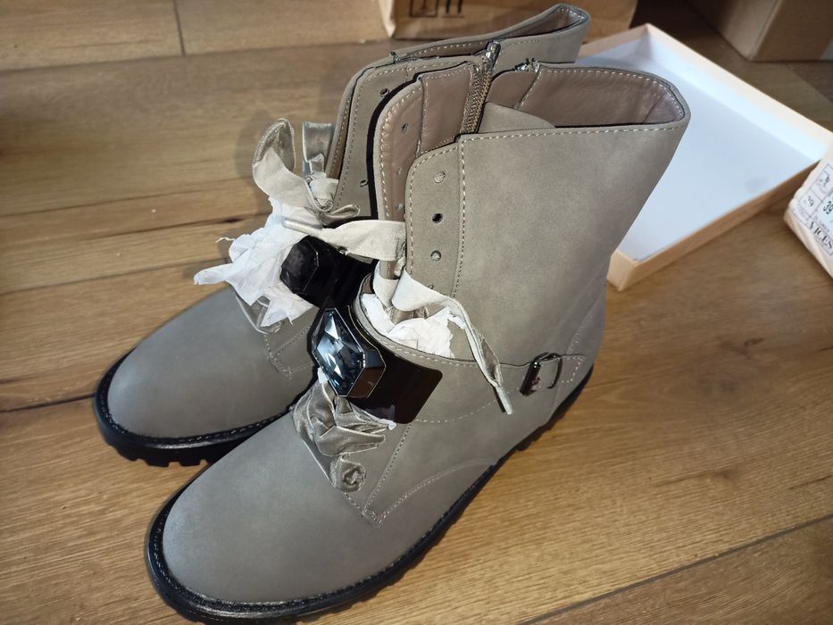 Nowe trapery Vices r.39 (38,5)