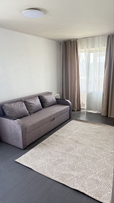 Продам 2к квартиру Титова