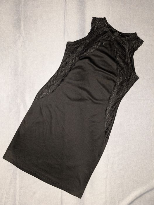 Mała czarna z koronką H&M