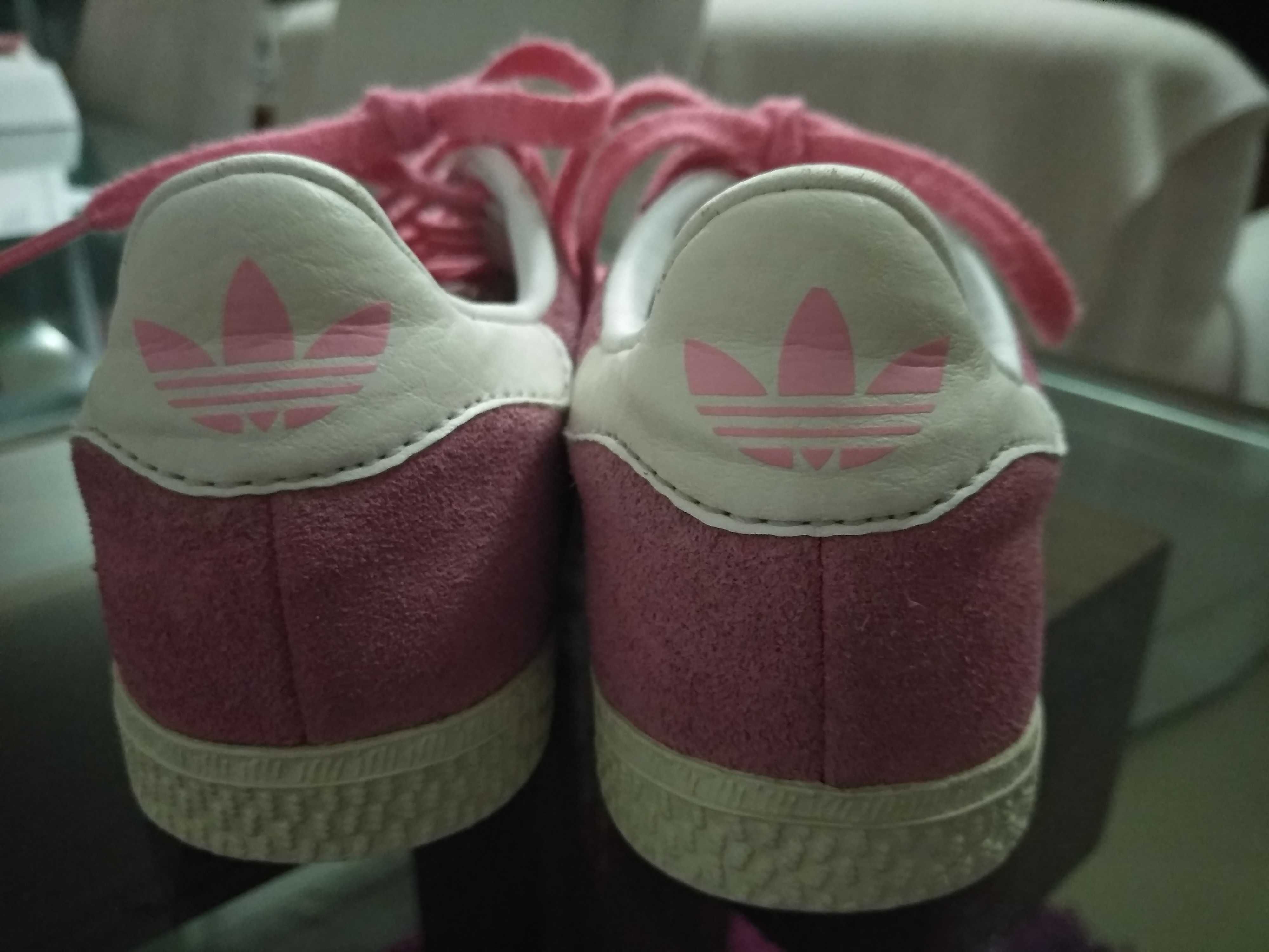 Adidas best sale gazelle 28