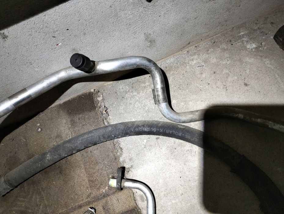 Трубки Кондиціонера Рено Меган 1.9