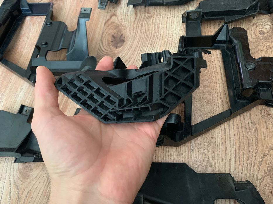 Кронштейн кріплення фари BMW F15 E53 X5 E39 E46 крепление фари БМВ Е60