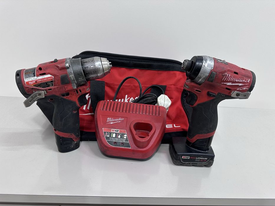 Milwaukee m12.  2504-20 та 2553-20