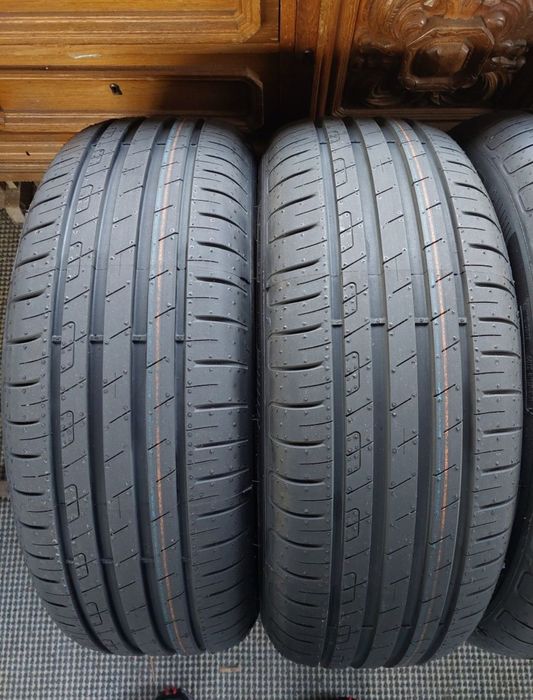 Шини 215 55 R17 Goodyear Нові Літо