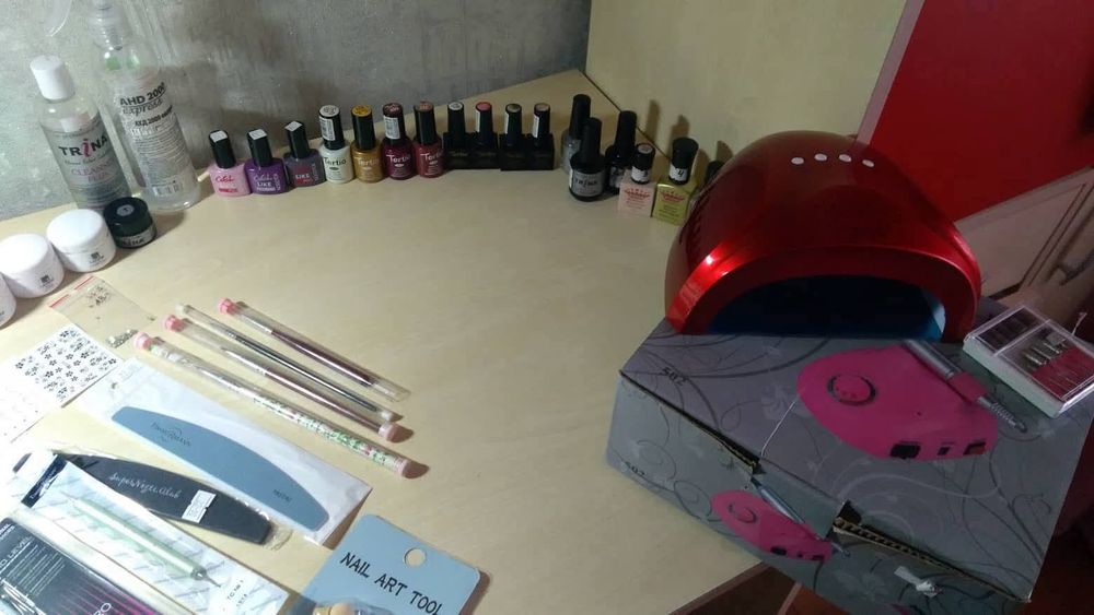 Продам набір для манікюру