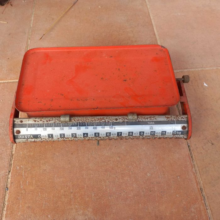 Balança metálica vintage