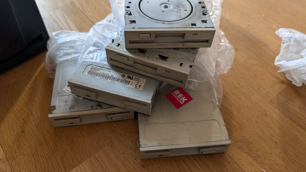 Napędy dyskietek 3.5 cala 5 sztuk