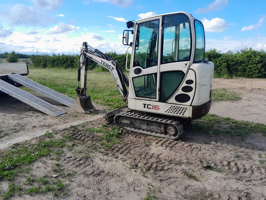 Minikoparka usługi minikoparką