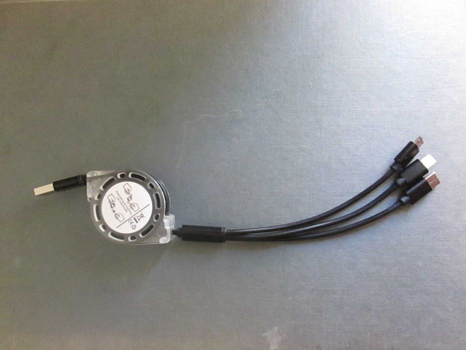 Cabo extensível para carregador de smartphone