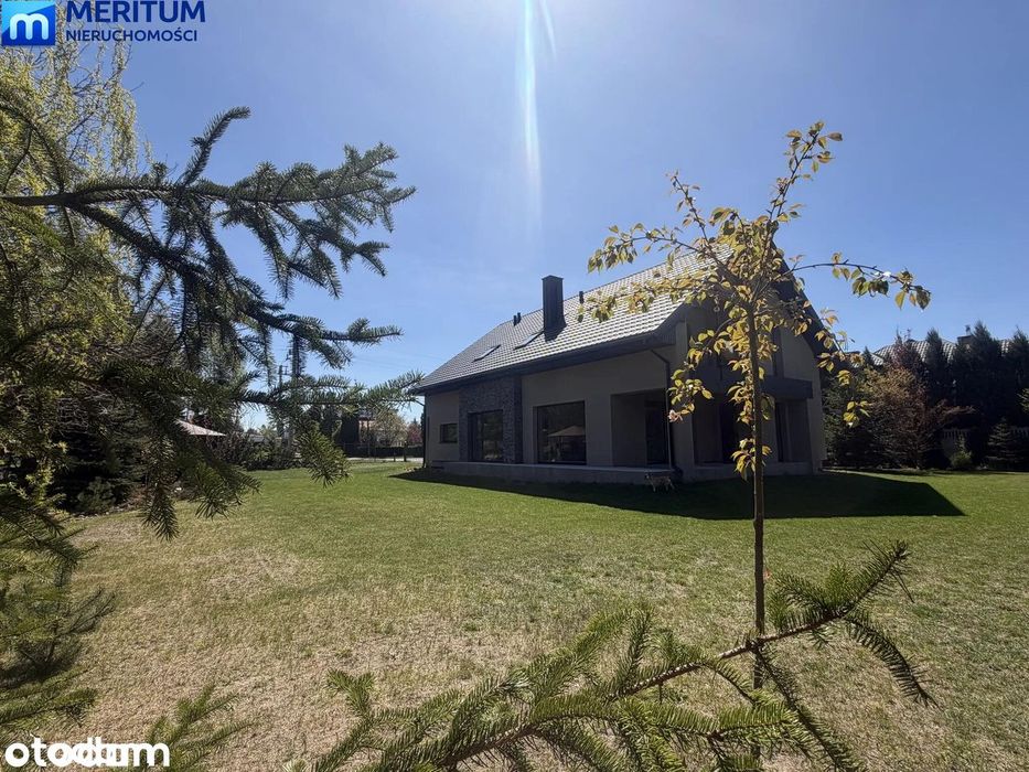 Dom, 230.0 m², Odrano-Wola