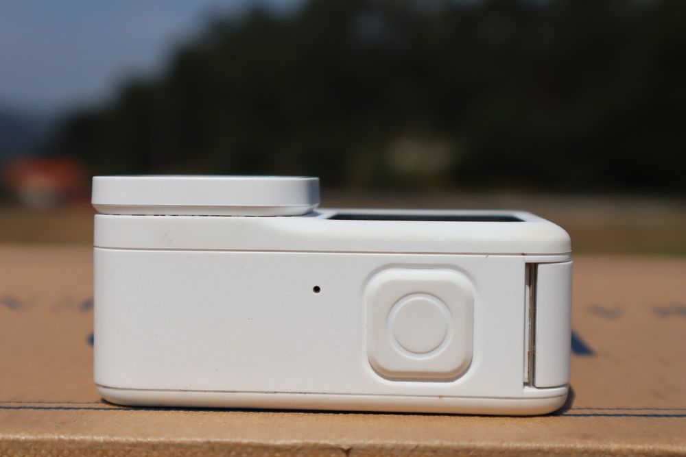 GoPro Hero 13 White (Edição limitada) + Acessórios