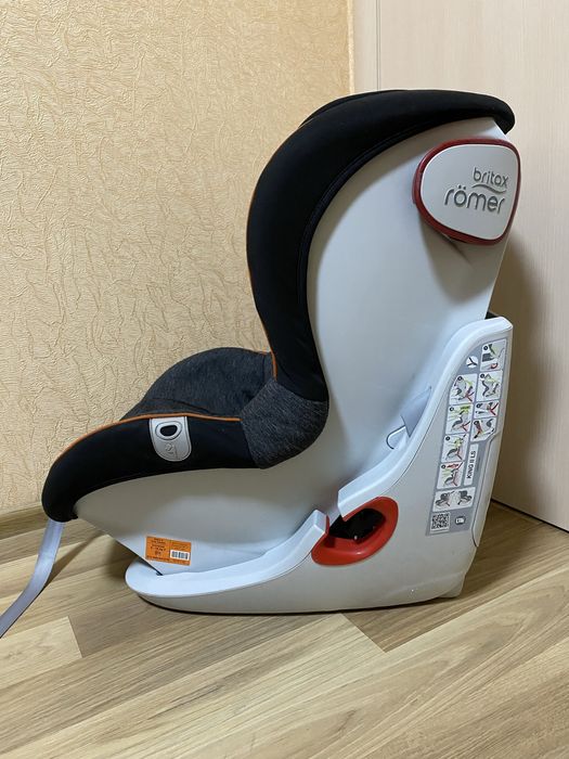 Автокресло BRITAX-ROMER KING II LS Black Marble с 9 мес.до 4 лет