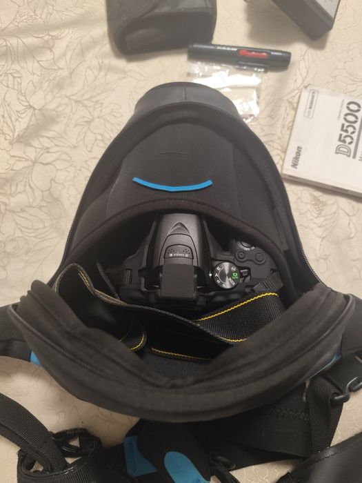Nikon D5500 + Objetiva 18-55mm VR + Bolsa Storm-Proof + Capa protetora