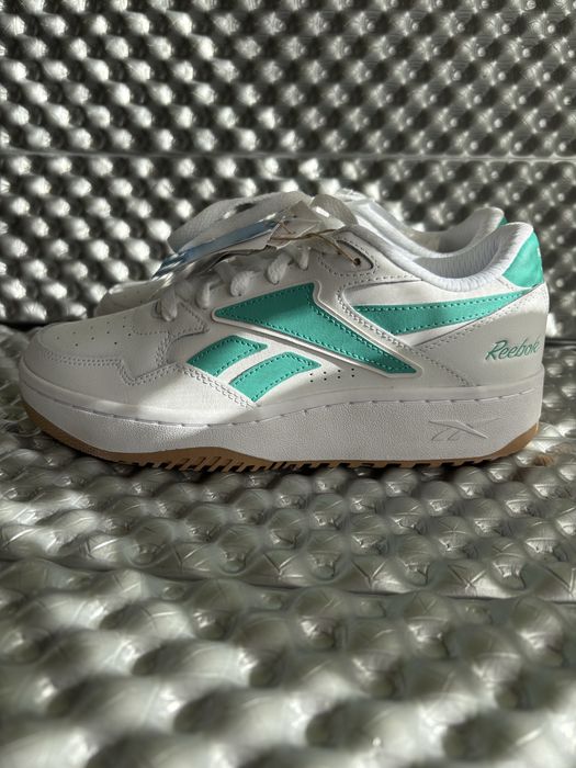 Оригінальні Жіночі кросівки Reebok ART CHILL