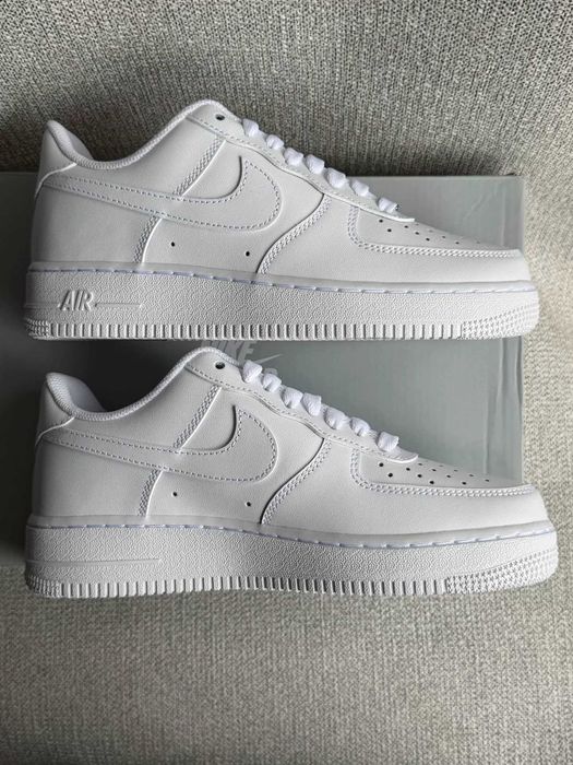 Nike Air Force 1 Białe R.45