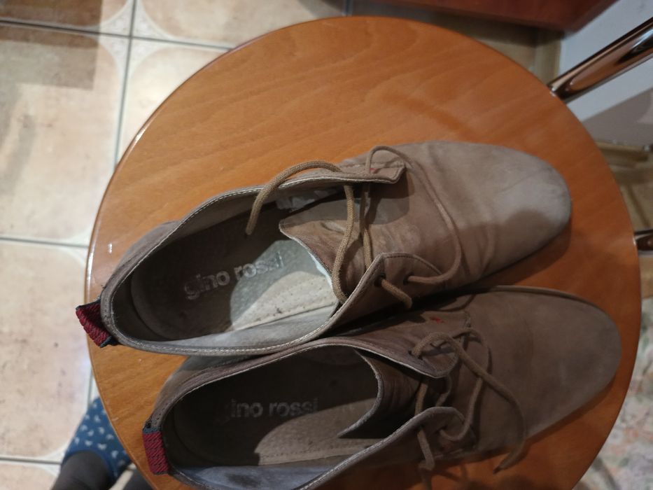 Buty męskie Gino Rossi w rozmiarze 42.