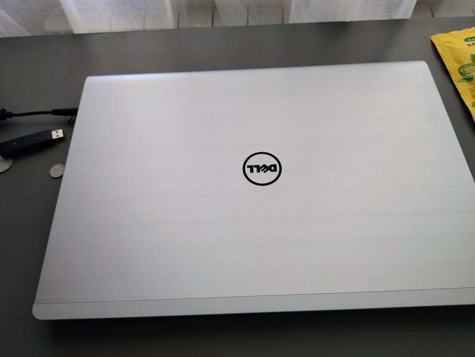 Laptop Dell Inspiron 5748 17"