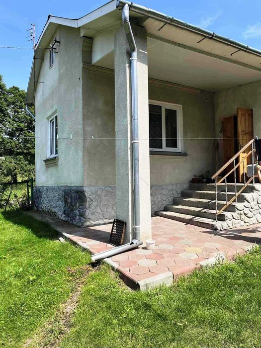 Продаж будинку + 1 гектар землі в с.Тростянець