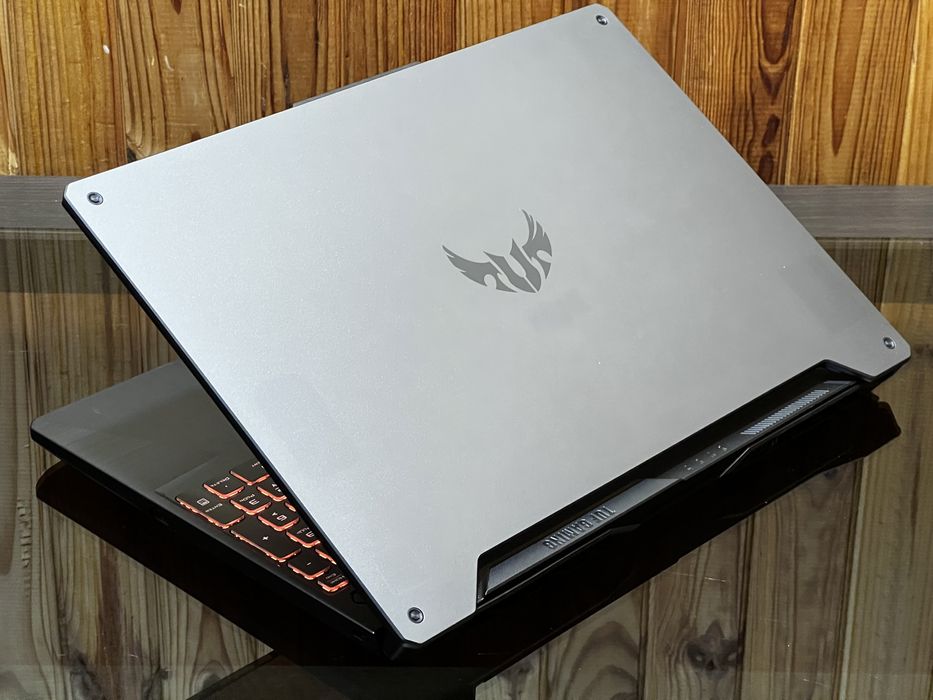 Asus TUF 15, GTX1650ti, 144hz, Core i5 10th