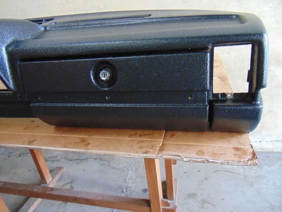 Volvo 244 tablier " nova de stock antigo