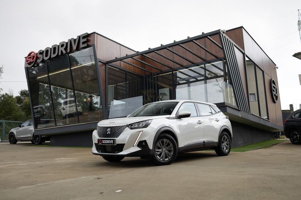 Peugeot e-2008 Active