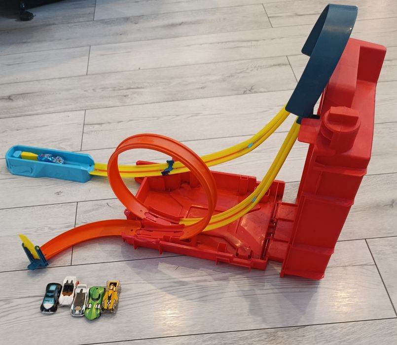 Tor hotweels track builder zestaw kaskaderski