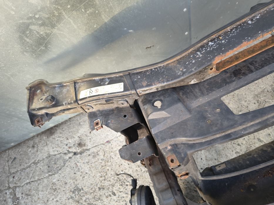 BMW E92 pas przedni m pakiet wzmocnienie belka stelaż