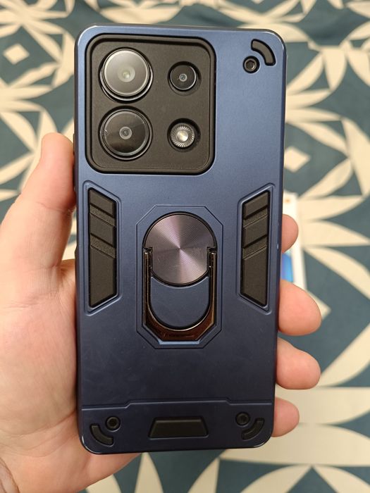 ИГРОВОЙ Xiaomi redmi note 13, память 8+8-256гиг, хорошем состоянии.