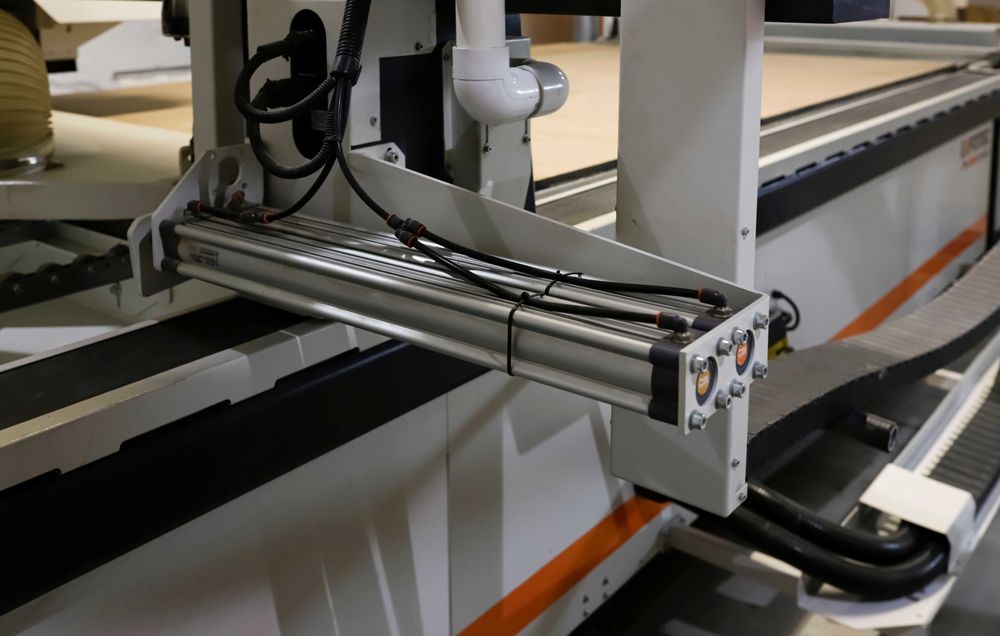 CNC Infotec 3121 Pro - niski przebieg + odpylacz