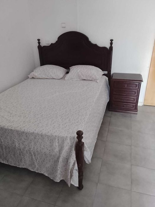 Quarto para arendar em Vale de Amoreira