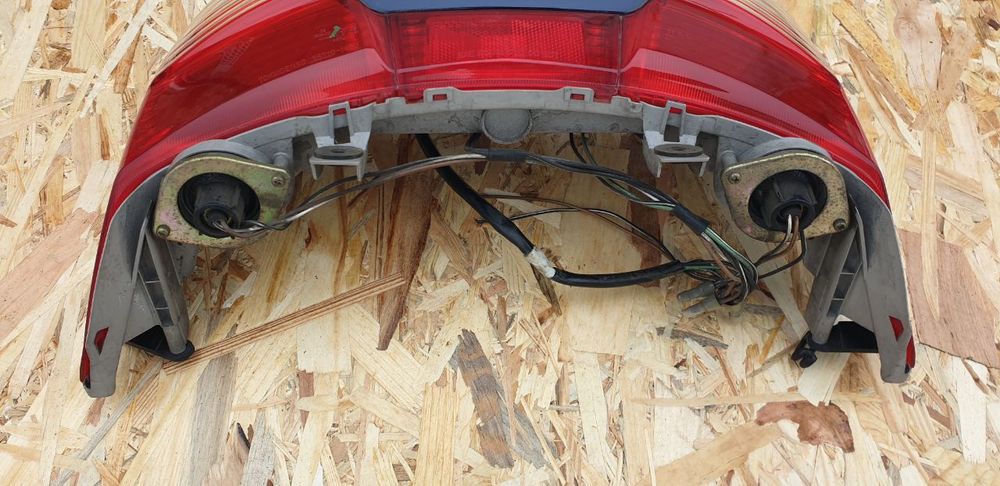 Фонарь задній Suzuki Burgman 400