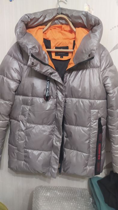 Куртка жіноча демісезонна, весна-осінь