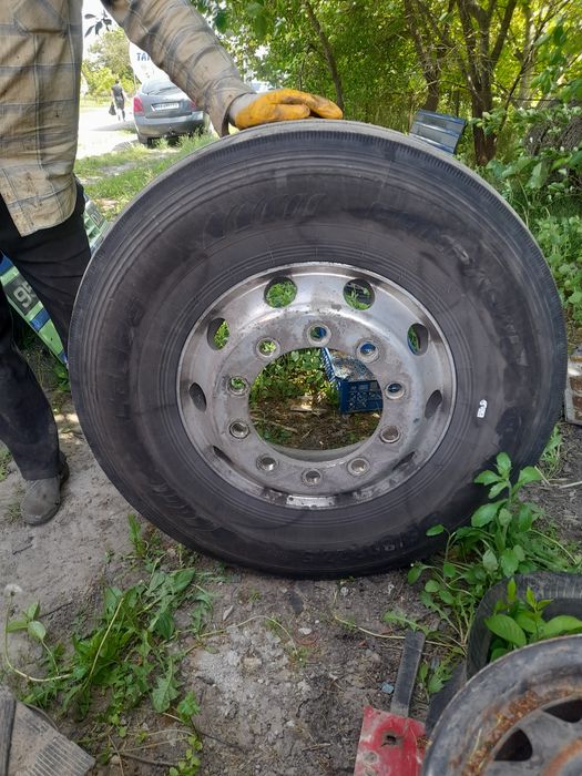 Колеса рульові нові взборі 315/80/22,5