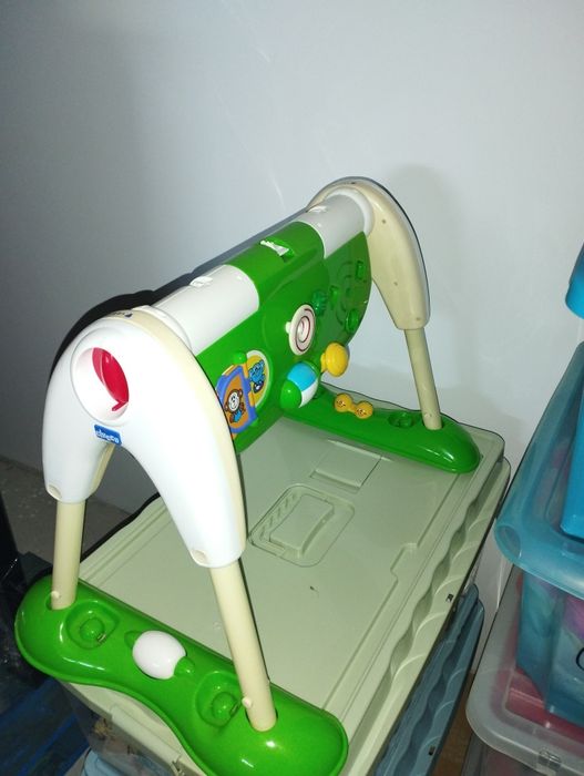 Brinquedo ginásio criança