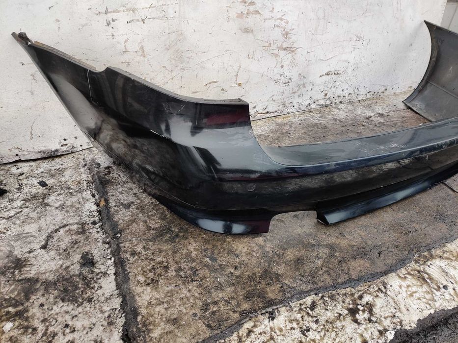 BMW E60 E61 Zderzak Tył Tylni Czarny