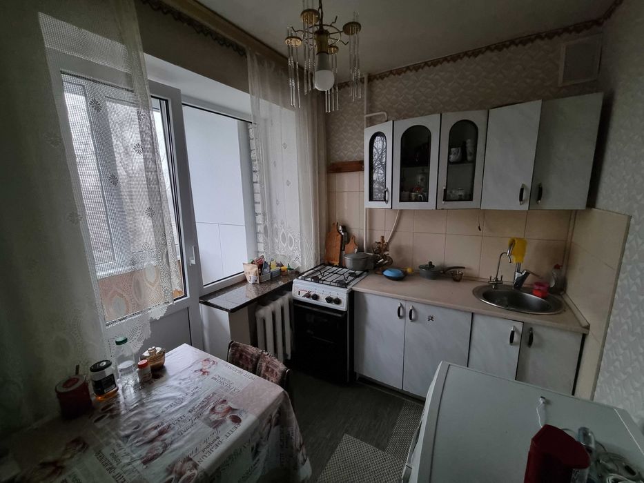 1-кімнатна квартира неподалік від центру, вул. Кривалівська, 37