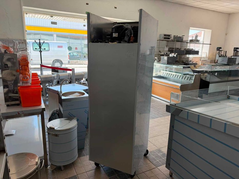 ACM1704 - Armário 2P Inox Misto de Congelação e Conservação - NOVO