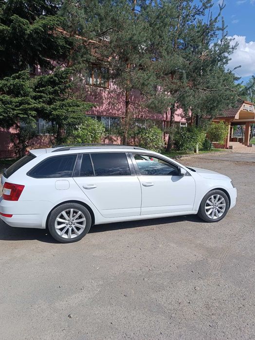 Таксі Трансфер за кордон Венгрія,Дебрецен,Відень та Україна