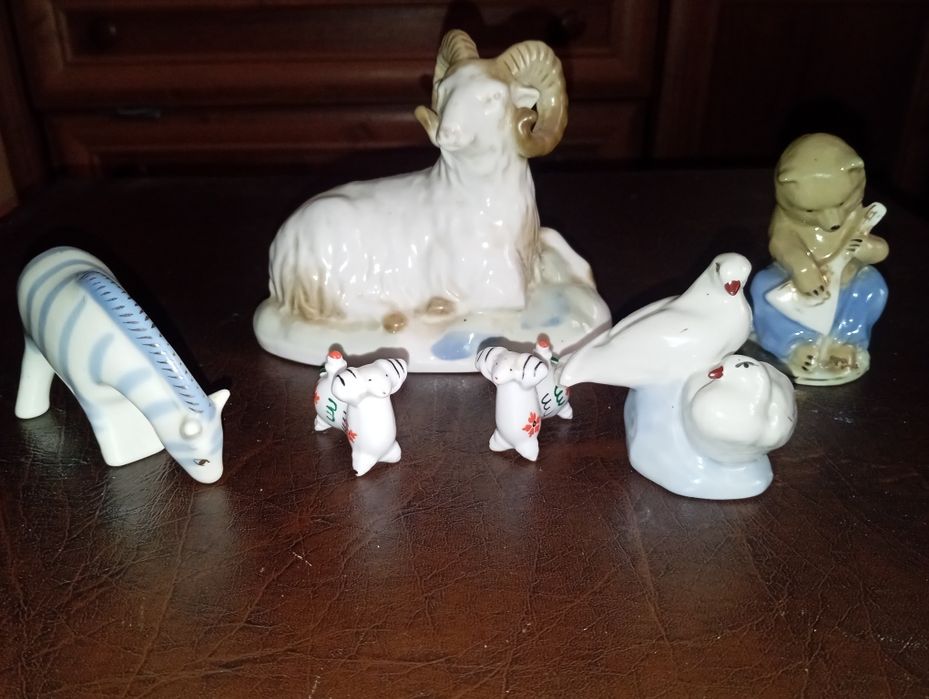 Порцелянові фігурки