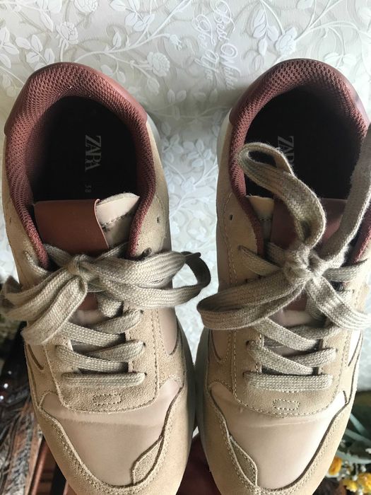 Продам кеди Zara