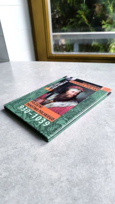 Multimedialna Historia Polski - Początki państwa polskiego + CD