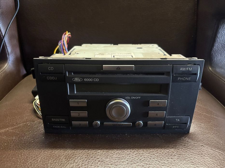 FORD RADIO RADIOODTWARZACZ CD 3M5T-18C815